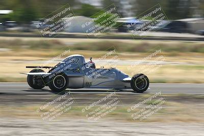 media/Jun-01-2024-CalClub SCCA (Sat) [[0aa0dc4a91]]/Group 4/Race/